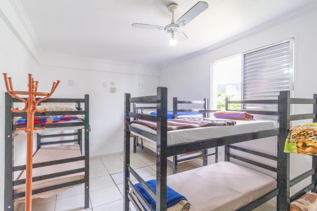 Le Monde Hostel Guaruja Bagian luar foto