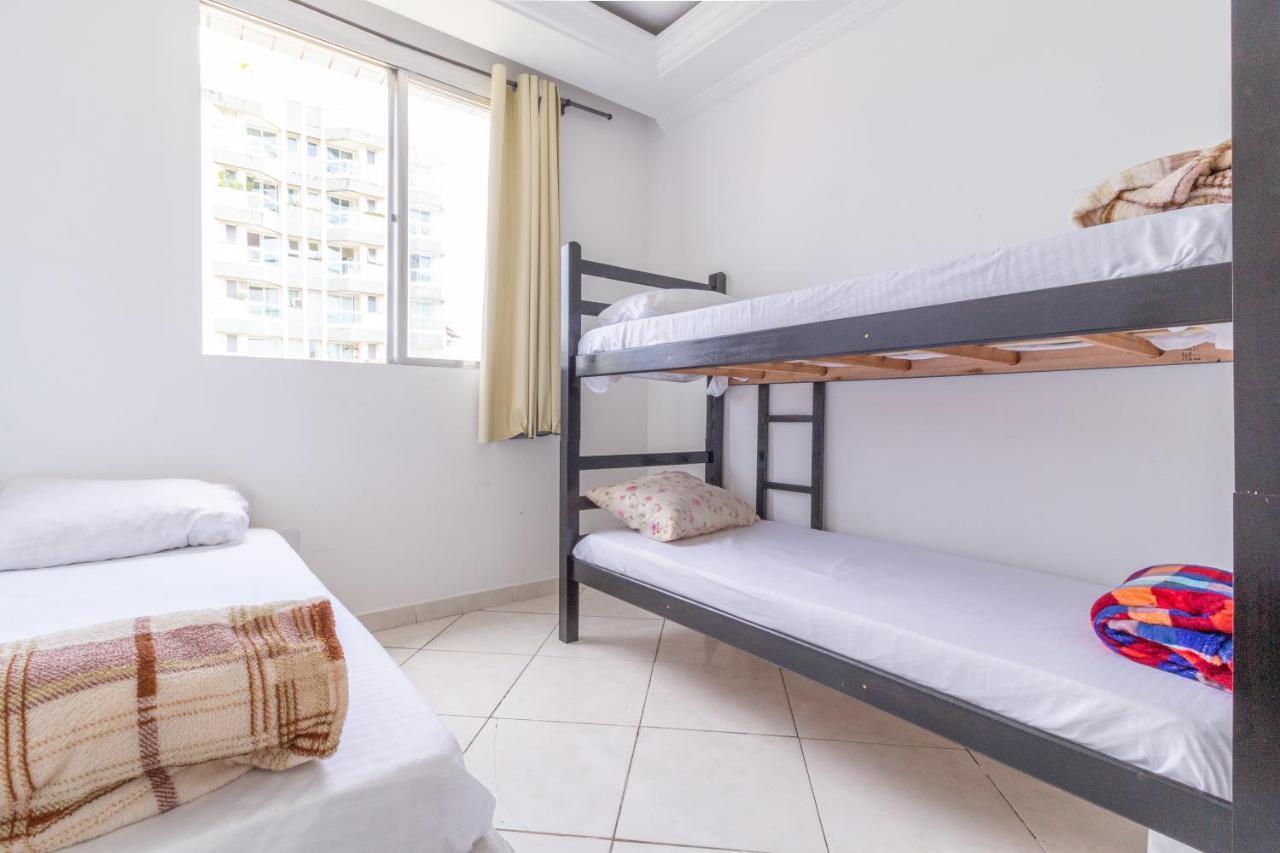 Le Monde Hostel Guaruja Bagian luar foto
