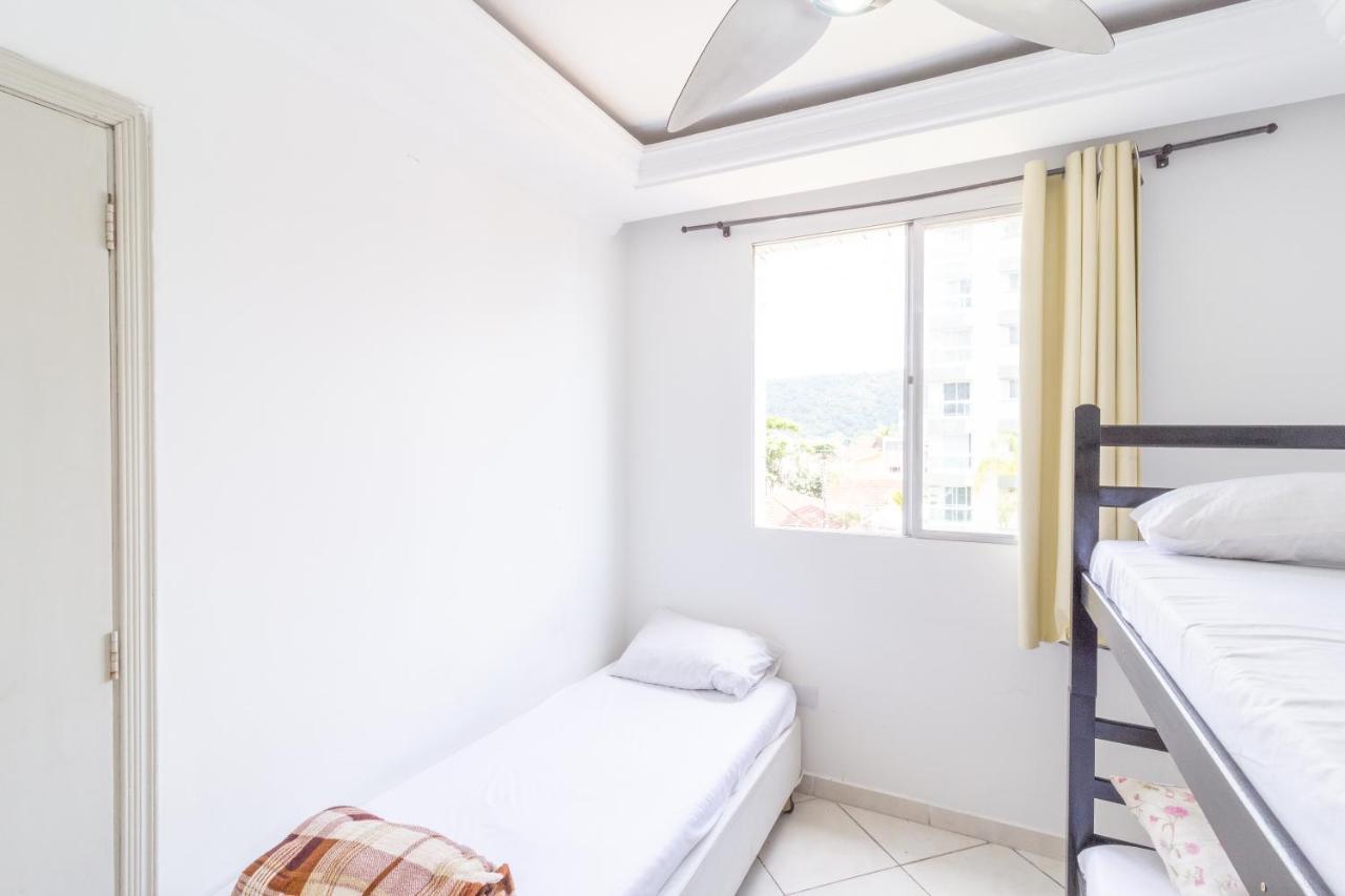 Le Monde Hostel Guaruja Bagian luar foto